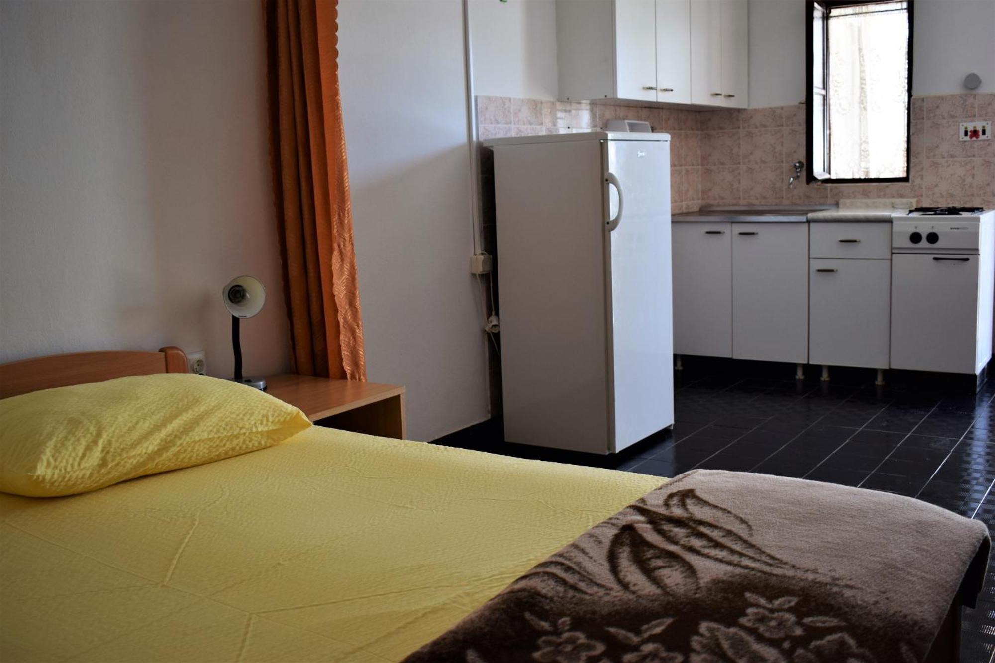 Apartments By The Sea Kabli, Peljesac - 10225 Brijesta Chambre photo